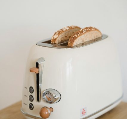 pexels-nicola-barts-7936648